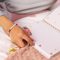 Top Model Diario con candado y pulsera
