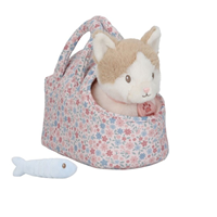 Gatito peluche Marley en cesta